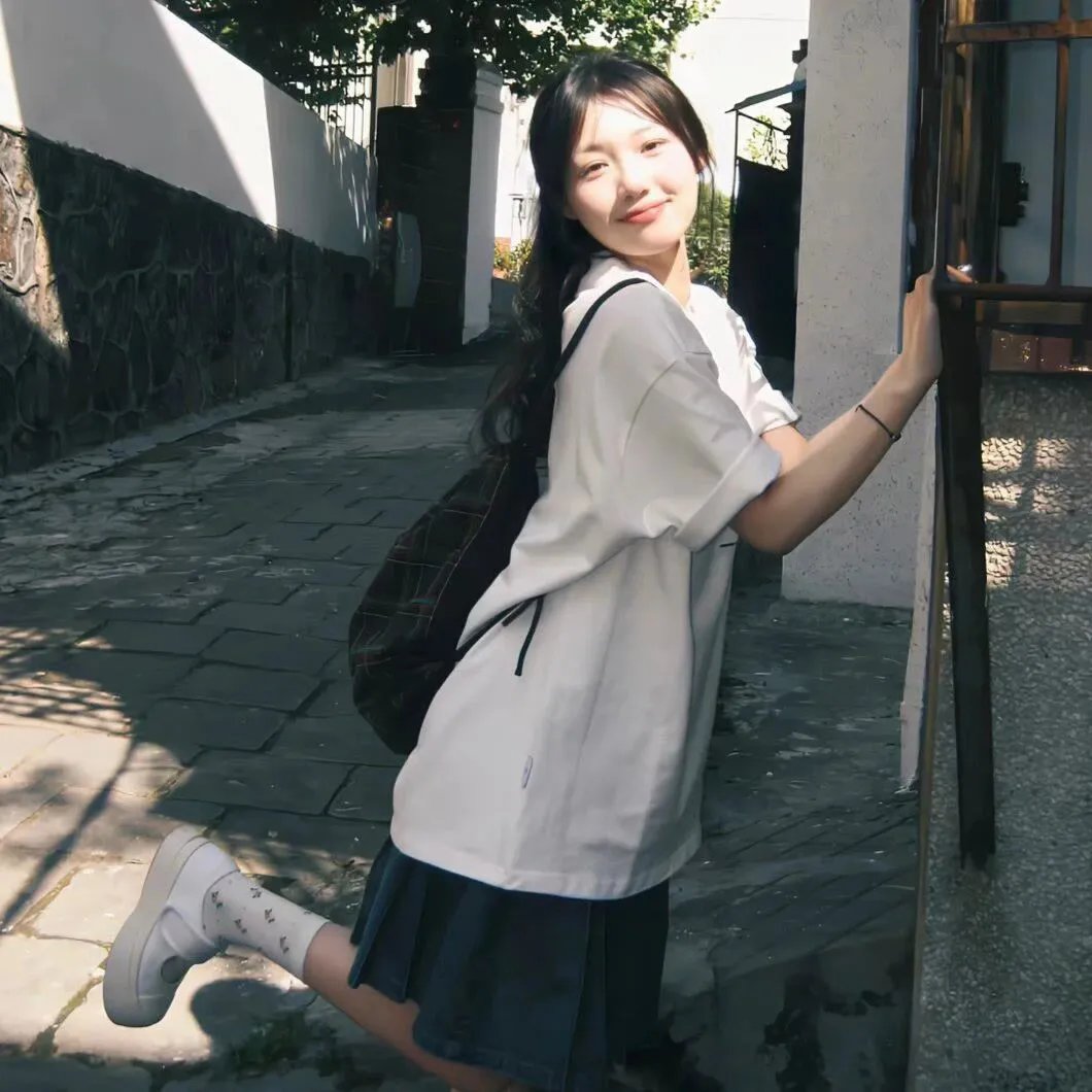 战火中的小狐狸
